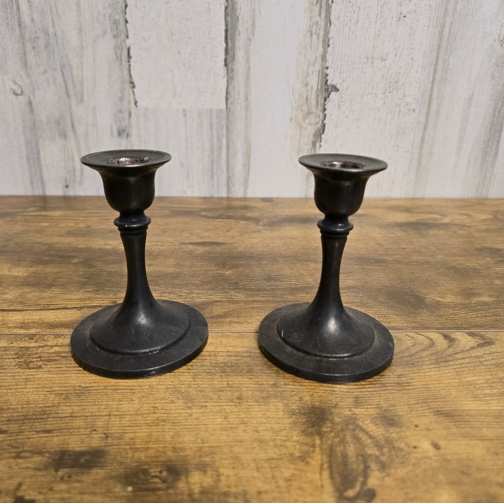 Onedia silverplate Candle stick Holders set of 2 made in the USA